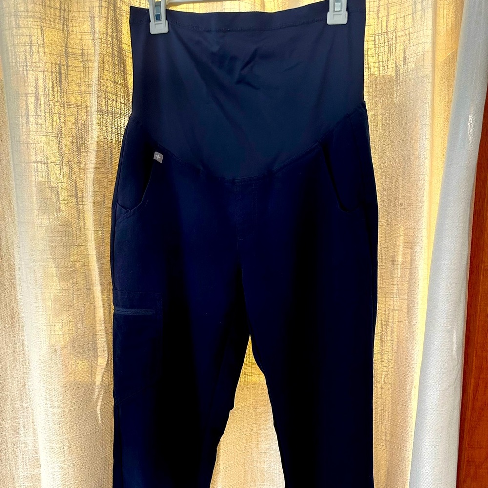 FIGS maternity joggers scrub pants
